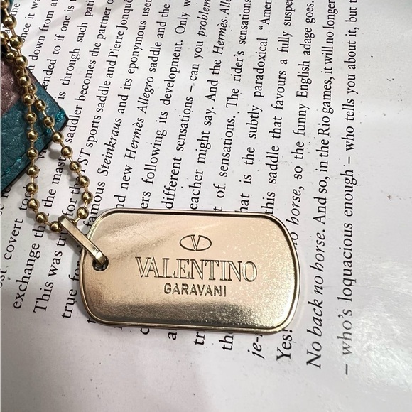 Clearance Valentino Canvas Camo Weekender Bag - Picture 3 of 6